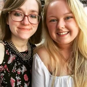 Meet your Posher, Casey